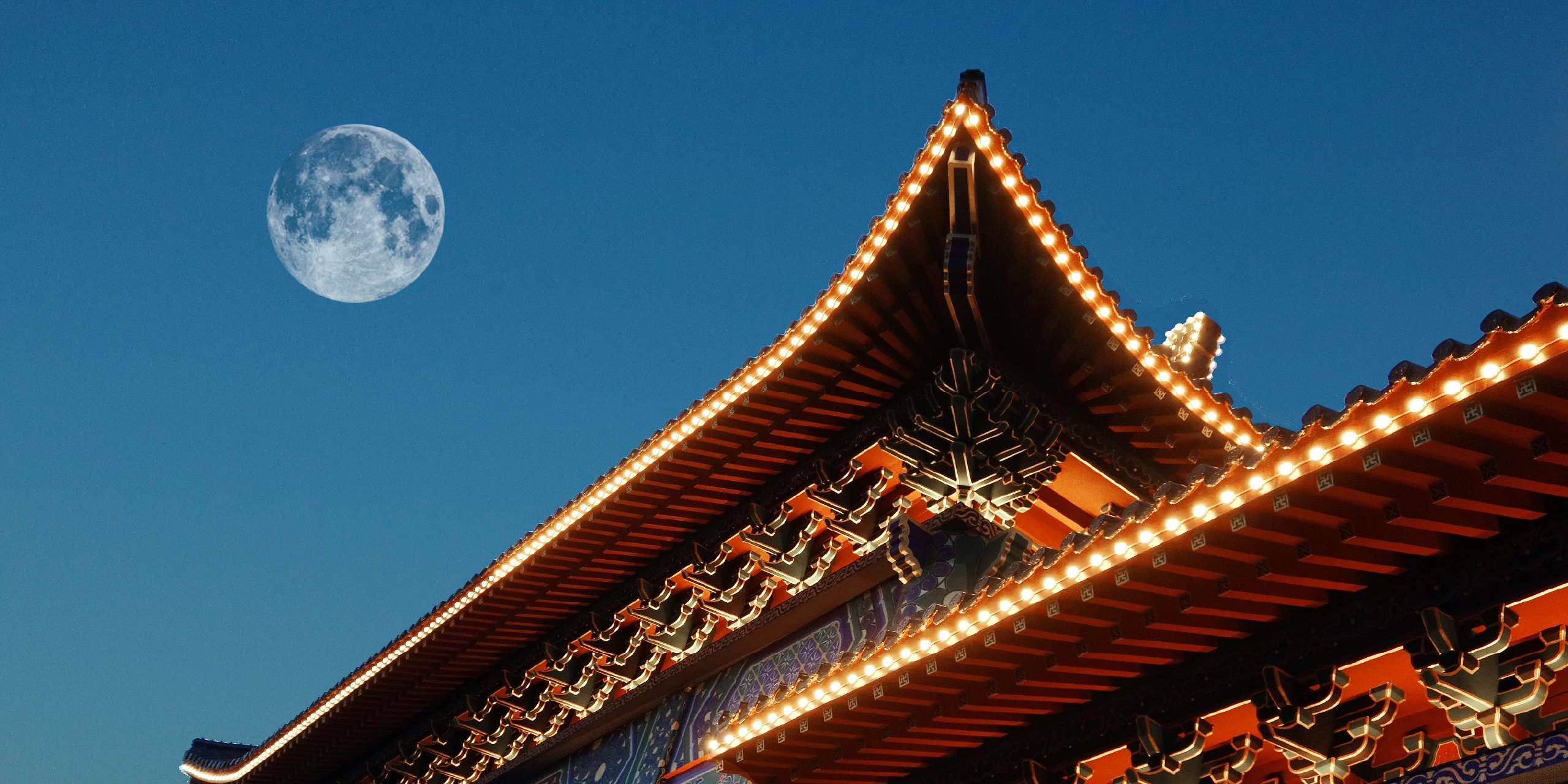 好記景區正門月景